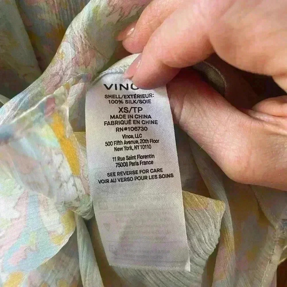 Vince Blouse Lotus Ruched Silk Top Floral Print Aqua Pink Yellow Size XS/S - Picture 8 of 10